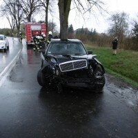 Wypadek samochodu osobowego w Strzelnie