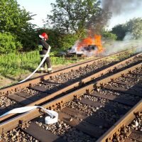 Pożar podkładów kolejowych w Mogilnie